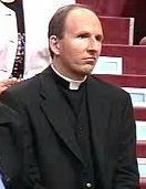 Niemals w&uuml;rde ich den Rat einer Hellseherin in Anspruch
nehmen. Solche Voraussagen treffen den Menschen fast immer in einer
Schw&auml;che und beeintr&auml;chtigen deshalb die weitere
Lebensgestaltung unverantwortlich. Der Christ, der Mensch an sich
aber hat sich in voller Kraft und Aufmerksamkeit der Gegenwart
zuzuwenden.