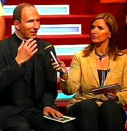 Unverheiratete sind zur vollkommenen Enthaltsamkeit berufen, und Verheiratete haben die Zwecke der Sexualit&auml;t zu achten: keine Behinderung der Offenheit f&uuml;r den Nachwuchs und Ausdruck der ehelichen Liebe.